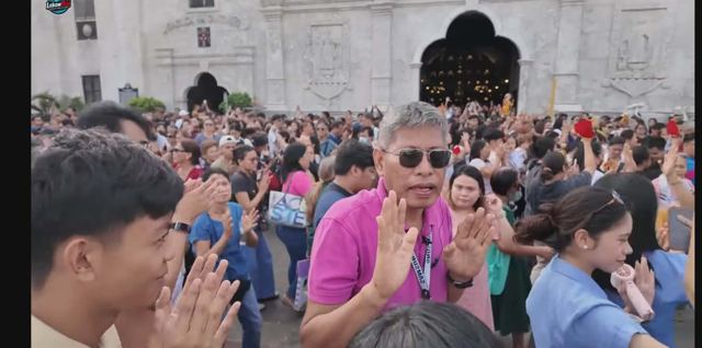 Crowd duty at the Basilica